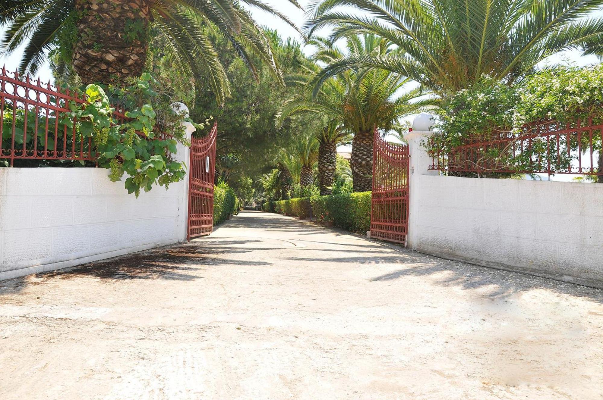 Apartament Pami *