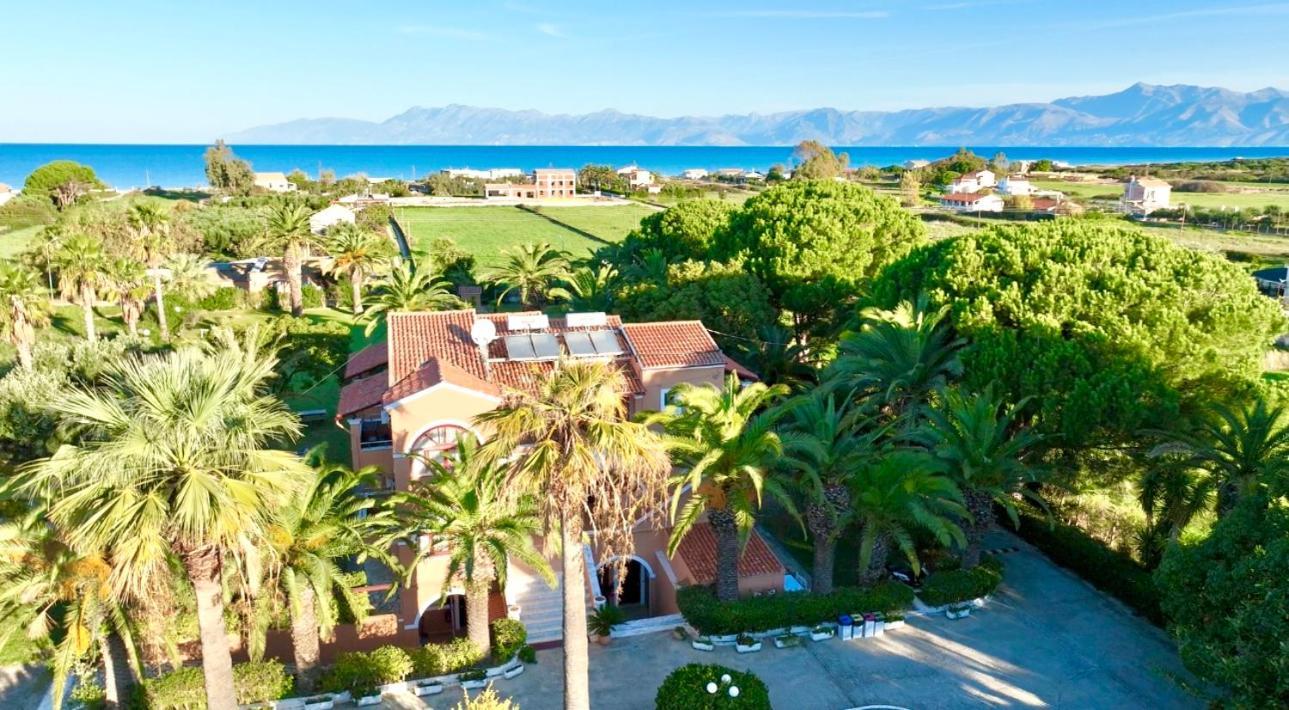 Pami Apartament Almiros Beach