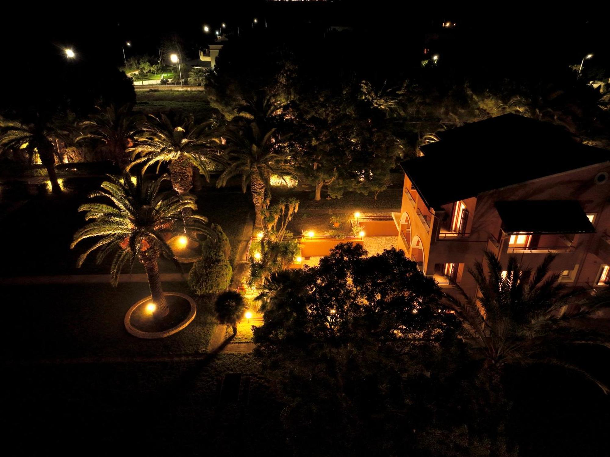 Pami Apartament Almiros Beach